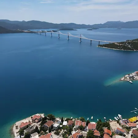 Marta شقة كليك